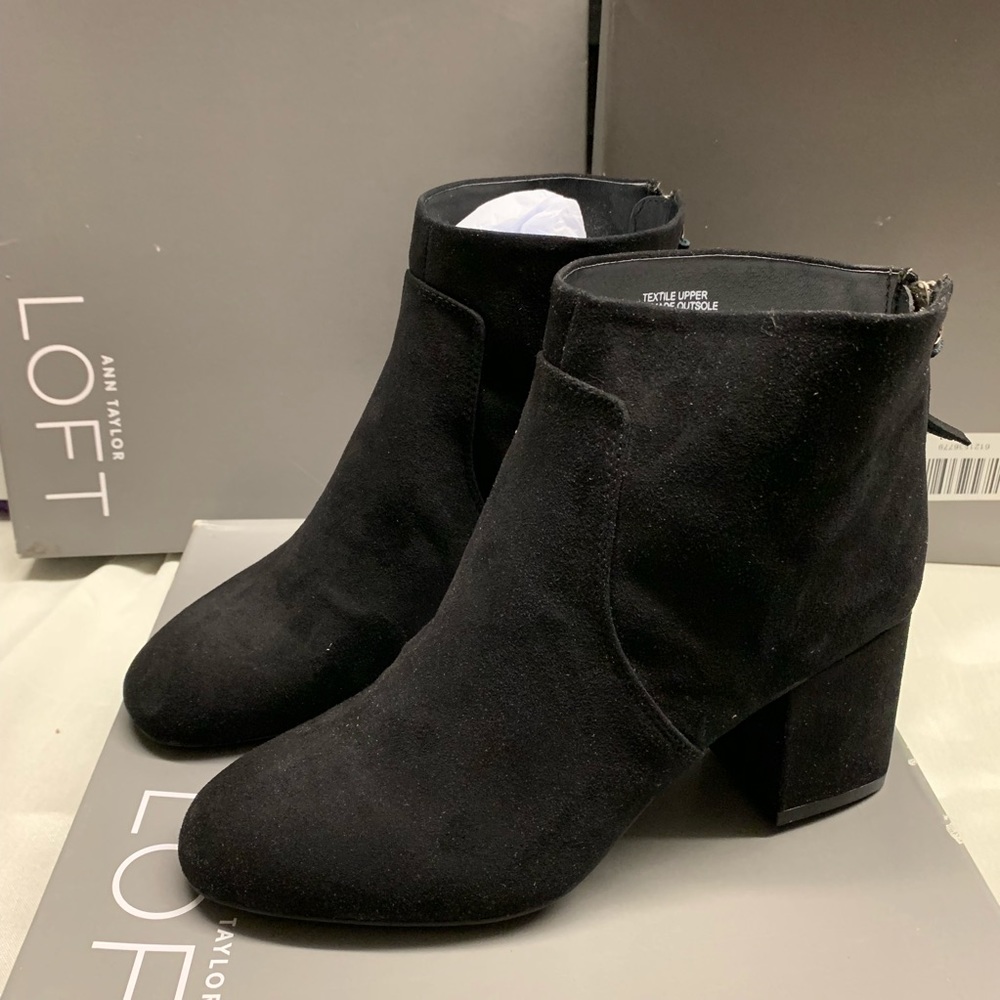 Ann Taylor loft T feminine blocked ankle boot